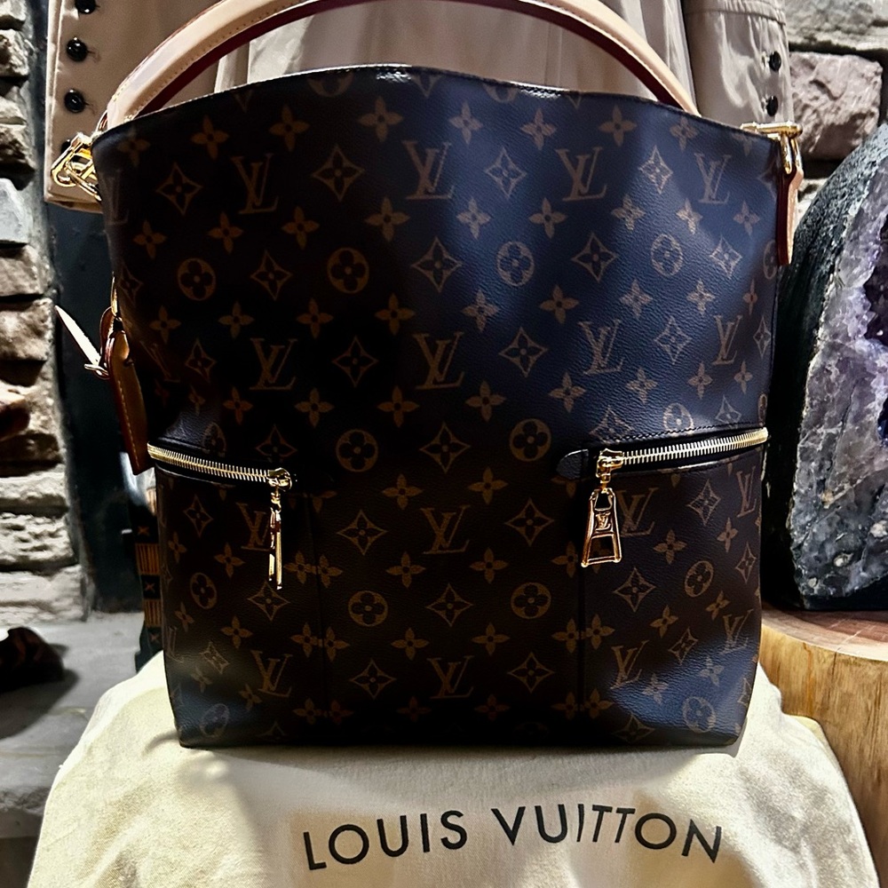 NWT Louis Vuitton  Monogram Melie